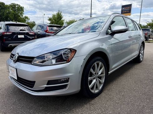 Used 2017 Volkswagen Golf SE FWD image 7