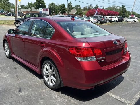 Used 2014 Subaru Legacy 2.5i Premium AWD/4WD image 4
