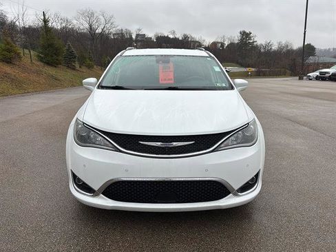 Used 2020 Chrysler Pacifica Touring-L Plus w/ Advanced Safetytec Group image 7