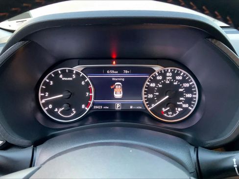 Used 2025 Nissan Sentra SR w/ Midnight Edition FWD image 24