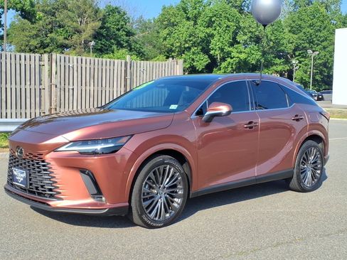 Used 2023 Lexus RX 350 AWD w/ Cold Area Package image 3