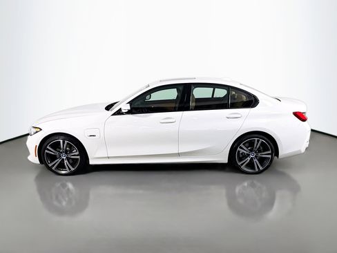 Used 2023 BMW 330e w/ Driving Assistance Package image 6