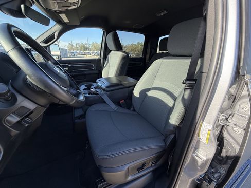 Used 2024 RAM 2500 Big Horn w/ Night Edition image 27