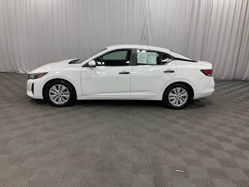 Used 2024 Nissan Sentra S image 10