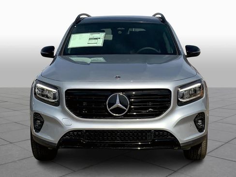 New 2025 Mercedes-Benz GLB 250 GLB 250 image 3