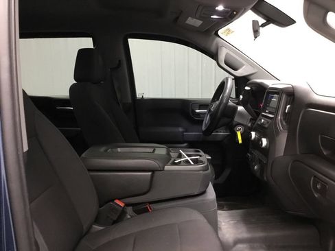 Used 2019 GMC Sierra 1500 4x4 Crew Cab w/ Convenience Package image 18
