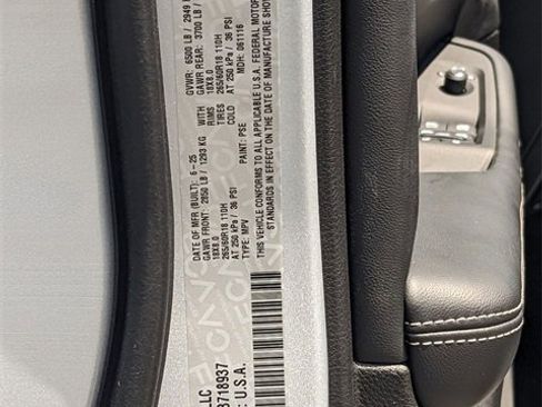 New 2025 Jeep Grand Cherokee L Limited image 27