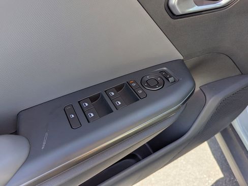 New 2026 Kia K4 LXS image 18