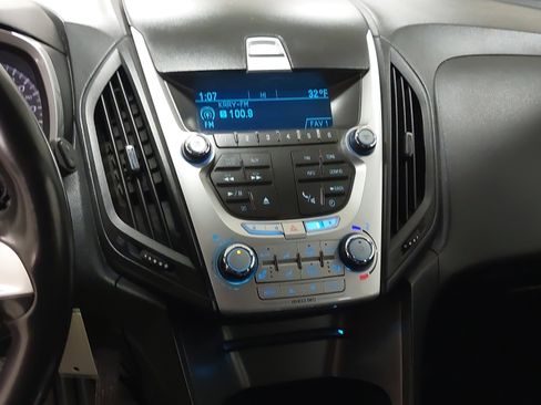 Used 2011 Chevrolet Equinox LTZ image 7