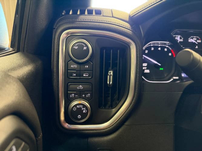 Used 2019 GMC Sierra 1500 SLE w/ SLE Value Package AWD/4WD image 23