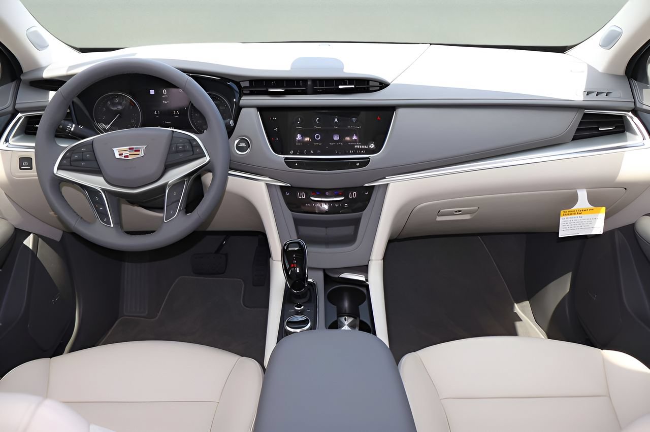 Certified 2026 Cadillac XT5 Premium Luxury FWD image 13