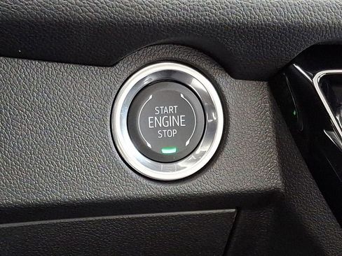 New 2026 Chevrolet Traverse High Country FWD image 17