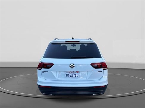 Used 2019 Volkswagen Tiguan SE image 4