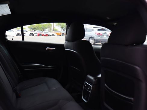 Used 2018 Dodge Charger SXT Plus w/ Driver Confidence Group RWD image 28