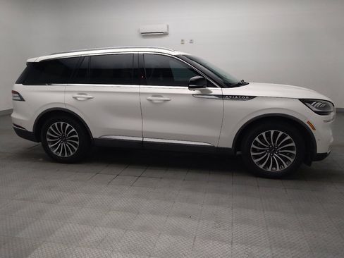 Used 2021 Lincoln Aviator Reserve w/ Equipment Group 201A RWD image 11