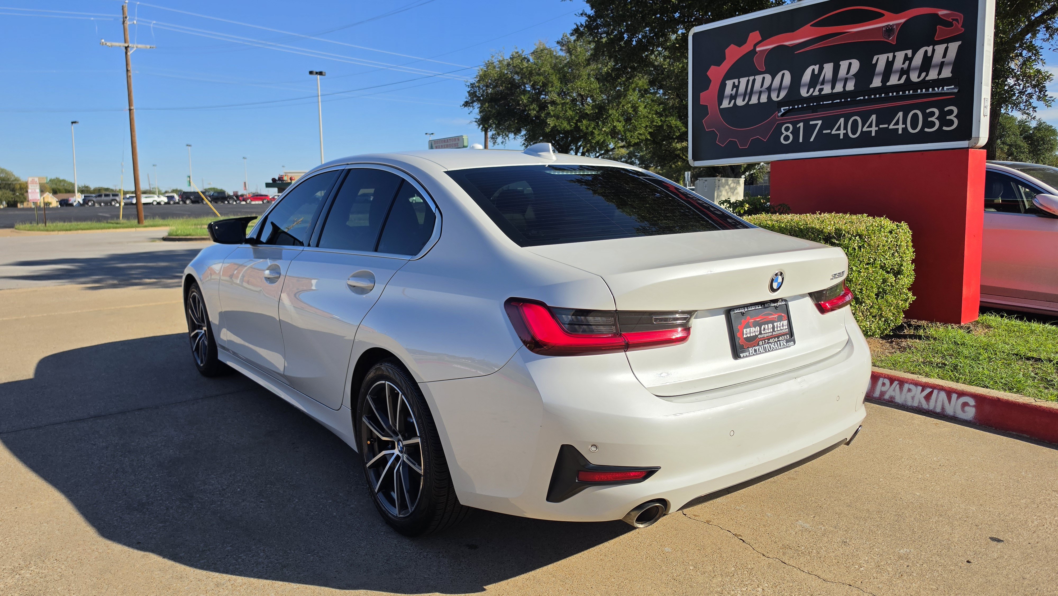 Used 2020 BMW 330i Sedan RWD image 3