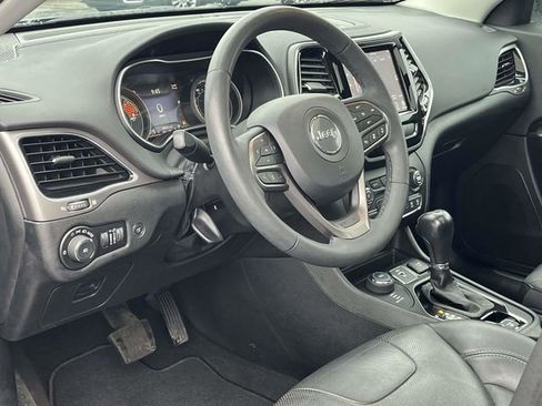 Used 2021 Jeep Cherokee Limited image 12