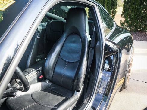 Used 2005 Porsche 911 Carrera S image 18