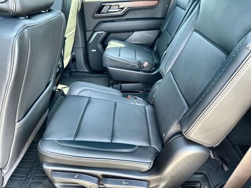 New 2026 GMC Yukon Denali image 16