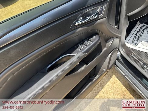 Used 2016 Cadillac SRX FWD image 11