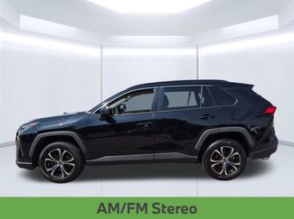 Used 2021 Toyota RAV4 LE FWD video 2