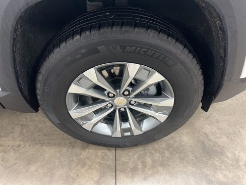 Certified 2025 Chevrolet Equinox LT image 17