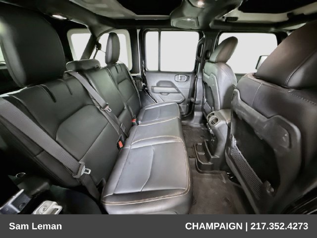 Used 2024 Jeep Wrangler Unlimited Sahara AWD/4WD image 24