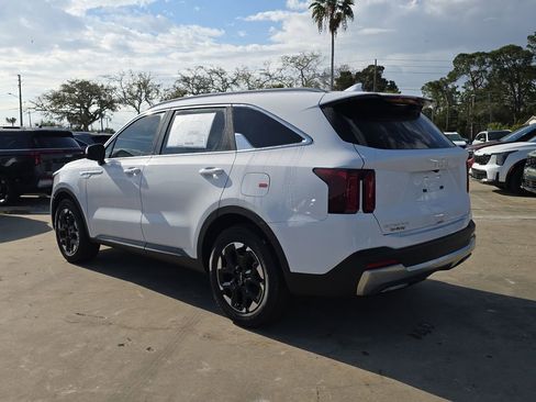 New 2026 Kia Sorento S w/ S Panoramic Sunroof Package FWD image 6