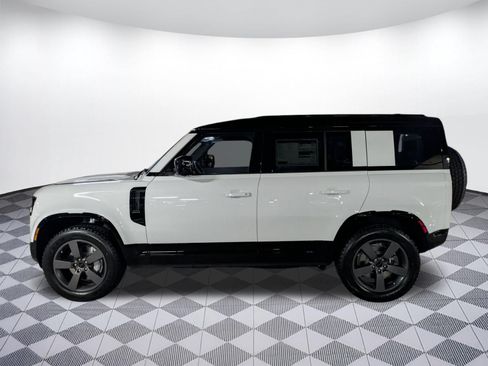 New 2026 Land Rover Defender 110 X-Dynamic SE AWD/4WD image 2