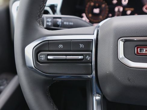 New 2026 GMC Canyon Elevation w/ Convenience Package image 16