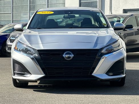 Used 2023 Nissan Altima 2.5 SV image 10