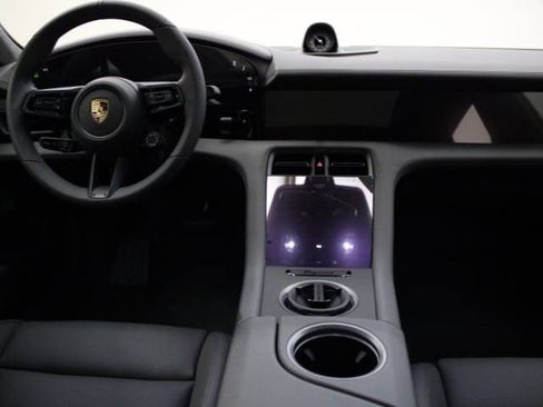 New 2024 Porsche Taycan 4S image 17