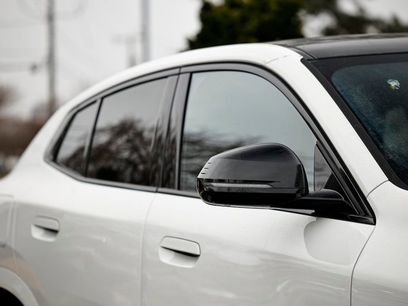 New 2026 BMW X2 xDrive28i w/ Technology Package