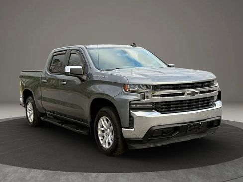 Used 2019 Chevrolet Silverado 1500 LT w/ All-Star Edition image 3