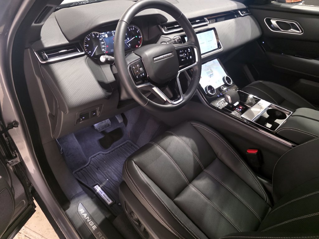 Certified 2023 Land Rover Range Rover Velar S AWD/4WD image 19