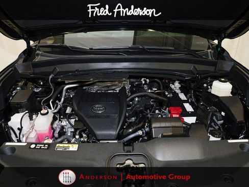 Certified 2025 Toyota Grand Highlander FWD image 21