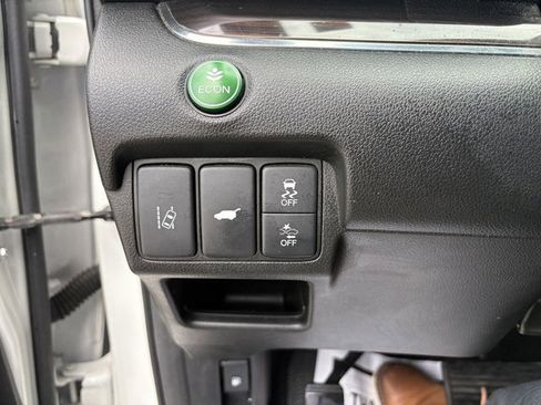 Used 2015 Honda CR-V Touring image 13