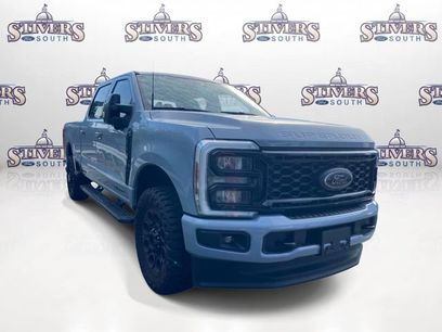 Used 2025 Ford F350 Lariat w/ Black Appearance Package