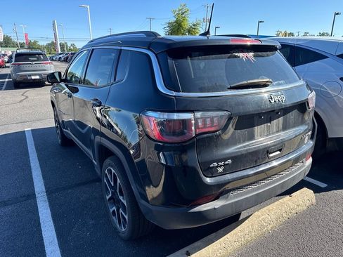 Used 2018 Jeep Compass Limited w/ Navigation Group AWD/4WD image 5