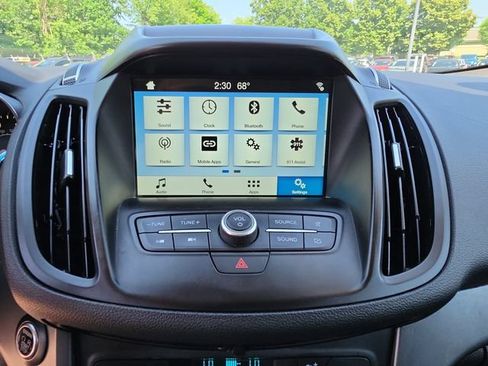 Used 2019 Ford Escape SEL FWD image 19