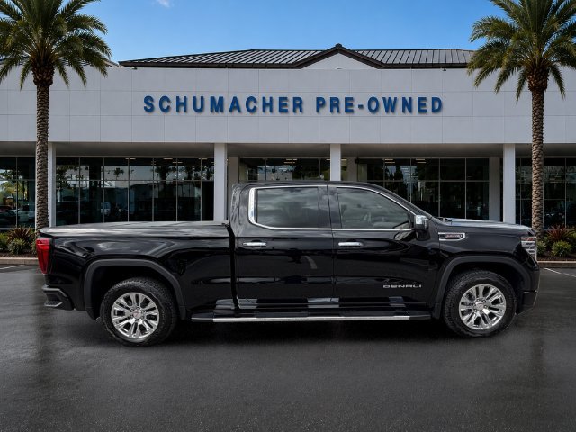 Used 2025 GMC Sierra 1500 Denali AWD/4WD image 8