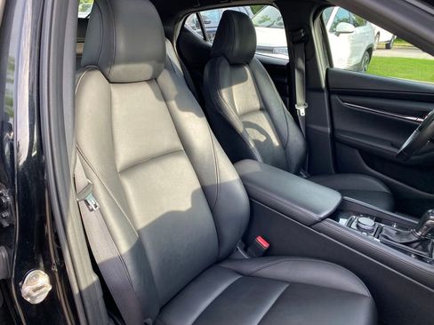 Used 2023 MAZDA MAZDA3 s FWD image 29