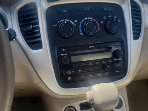 Used 2007 Toyota Highlander Sport AWD/4WD image 12