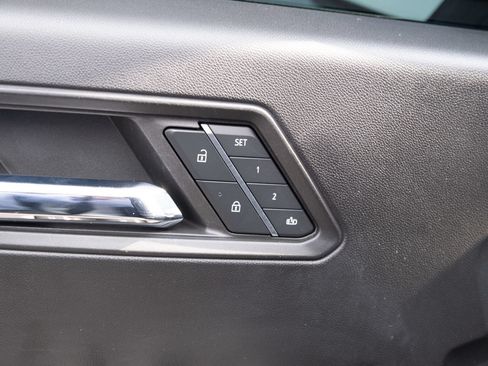 Used 2023 GMC Canyon Denali AWD/4WD image 15