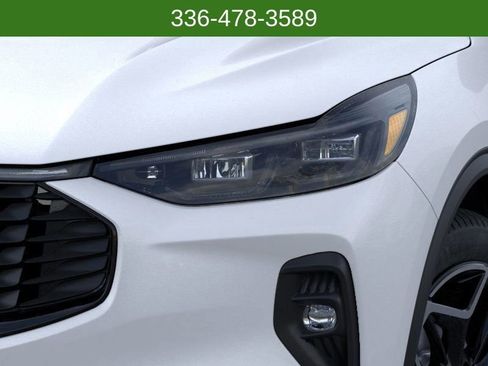 New 2026 Ford Escape Platinum w/ Premium Technology Package image 18