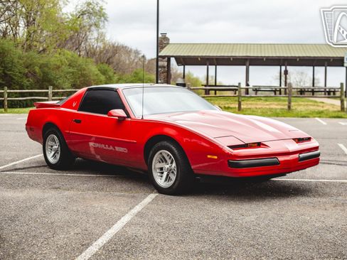 Used 1989 Pontiac Firebird Formula RWD image 22