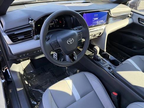 New 2026 Toyota Camry SE image 12