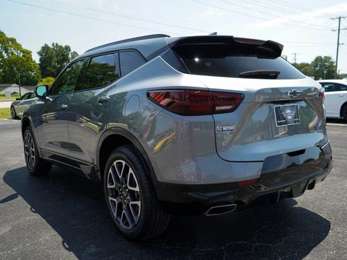 Used 2025 Chevrolet Blazer RS FWD image 3