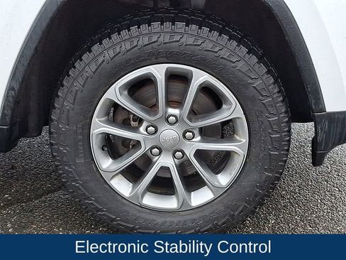 Used 2015 Jeep Grand Cherokee Limited image 10