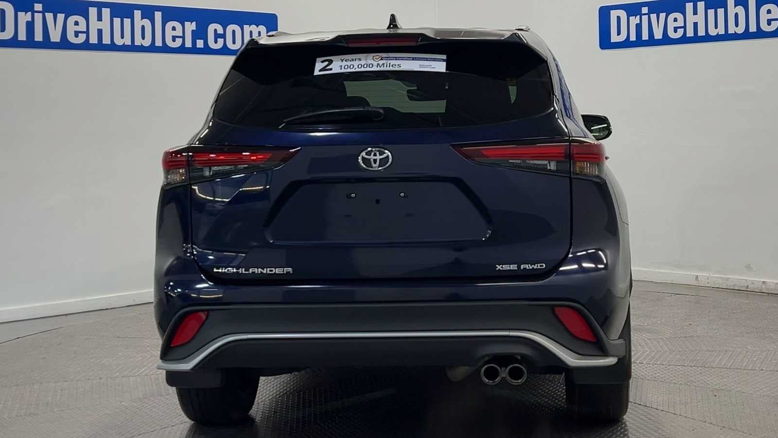 Used 2025 Toyota Highlander XSE AWD/4WD image 6